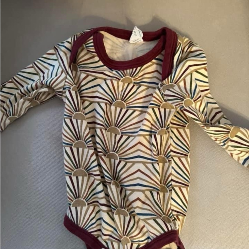 Kate Quinn 70s sun LS onesie